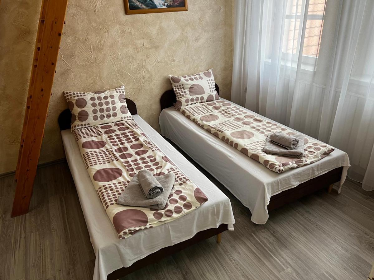 Апартаменты Origo Vendeghaz 2 Шарошпатак Экстерьер фото